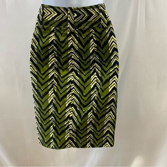ETCETERA Chevron Print Olive Black Pencil Skirt - Picture 4 of 13
